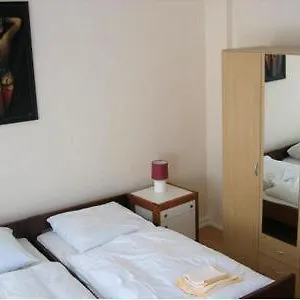 Koelner 2* Cologne
